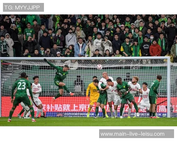 国安亚冠替补出战引发争议两球落后换主力已无力回天 国安亚冠替补出战引发争议两球落后换主力已无力回天