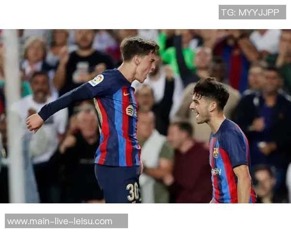 巴萨关注21岁莱万特前锋艾永或将面临3000万欧违约金 巴萨关注21岁莱万特前锋艾永或将面临3000万欧违约金