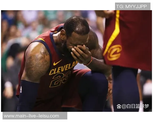 詹姆斯重返球队提升进攻实力海斯称这是对对手的又一巨大挑战 詹姆斯重返球队提升进攻实力海斯称这是对对手的又一巨大挑战