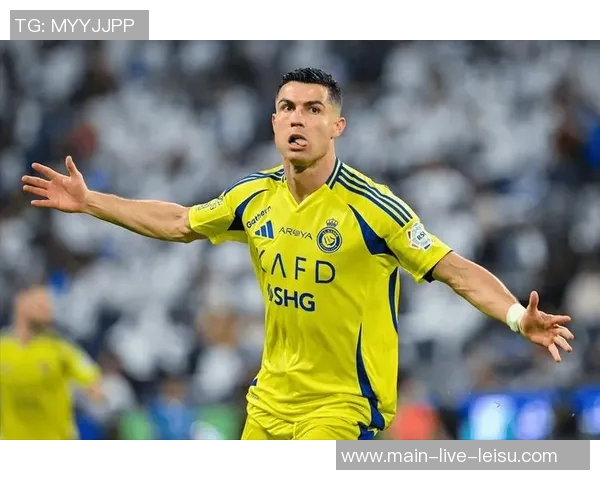 C罗传中意外反弹安吉洛破门胜利队在第30分钟成功扳平比分