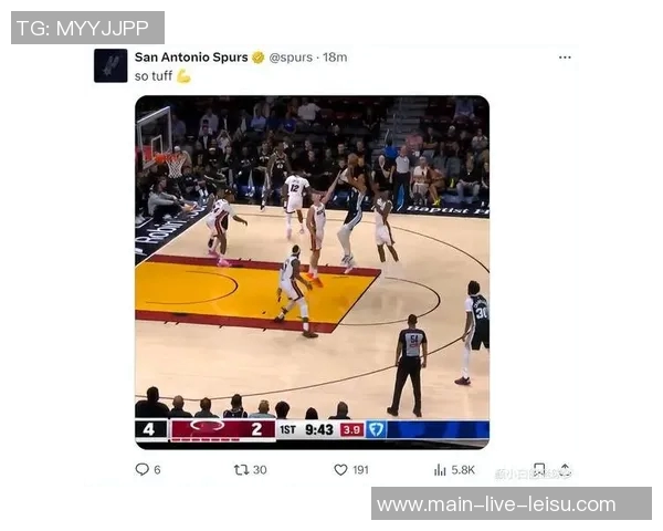 哈克斯高效表现12投10中砍下22分2篮板7助攻助球队获胜 哈克斯高效表现12投10中砍下22分2篮板7助攻助球队获胜