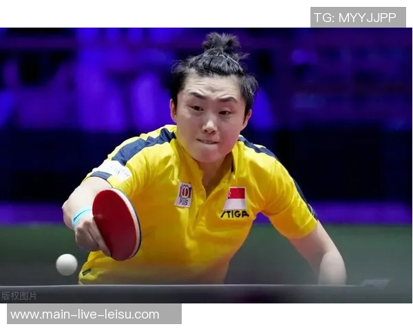 36岁穆勒加盟温哥华白浪表现惊艳12场贡献9球4助力队成功晋级总决赛 36岁穆勒加盟温哥华白浪表现惊艳12场贡献9球4助力队成功晋级总决赛