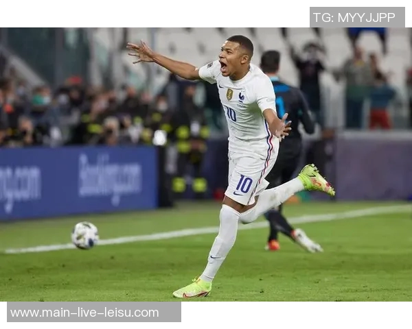 姆巴佩被指国家队诈伤度假法国队门将桑巴回应媒体炒作 姆巴佩被指国家队诈伤度假法国队门将桑巴回应媒体炒作